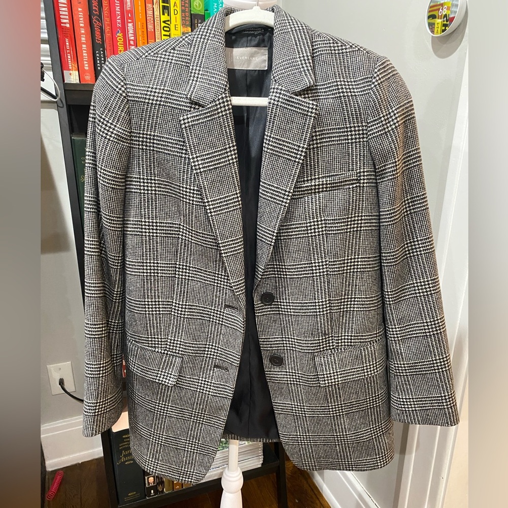 Everlane, Italian Wool, Oversized, Blazer in Glen Plaid!